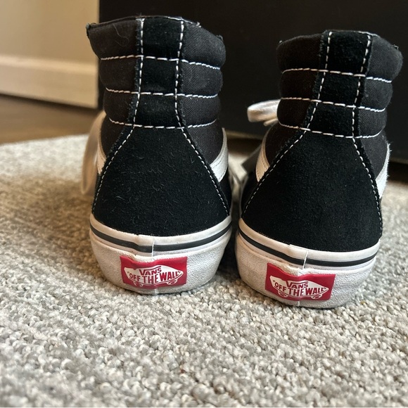 Kid Vans - Picture 7 of 9